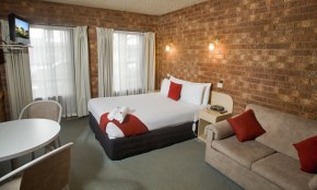 Shepparton Accommodation - Courtyard Motor Inn